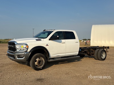 2021 Ram 5500 SLT 4x4 Crew Cab Cab & Chassis