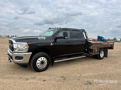2019 Ram 3500 SLT 4x4 Crew Cab Flatbed Truck