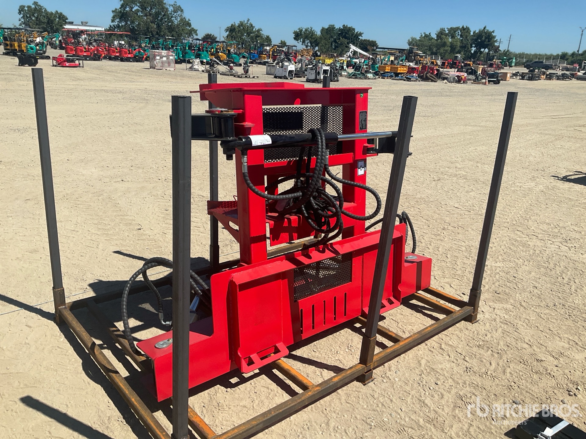 2026 GIYI GY-TS75 29 in Skid Steer Tree Shear (Unused)