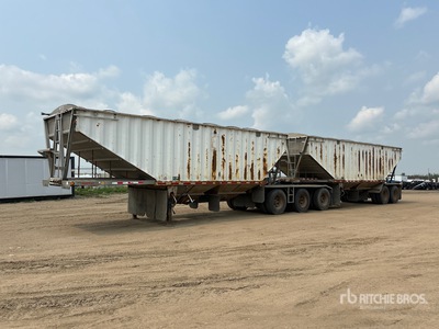 2007 Doepker Super B-Train Grain Trailer