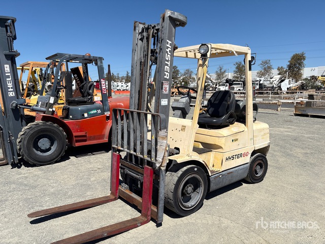 2003 Hyster 60 Pneumatic Tire Forklift