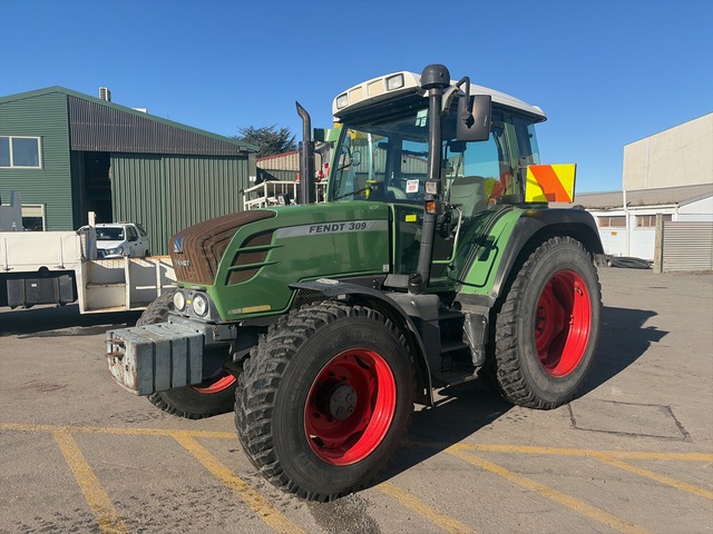 2010 Fendt 309 Vario 4WD Tractor