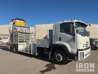 2017 Isuzu FTR750 4x2 Traffic Control Truck