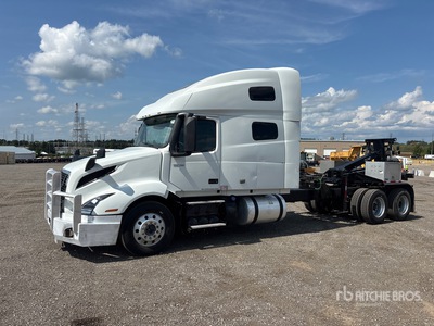 2022 Volvo VNL760 6x4 Sleeper Tow Truck