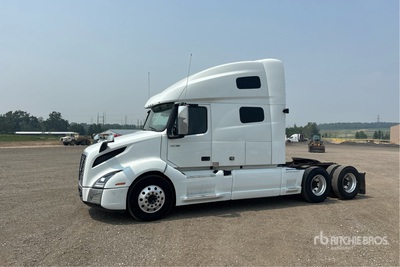 2023 Volvo VNL 6x4 T/A Sleeper Truck Tractor