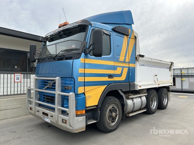 2000 Volvo FH12 T/A Camión dumper