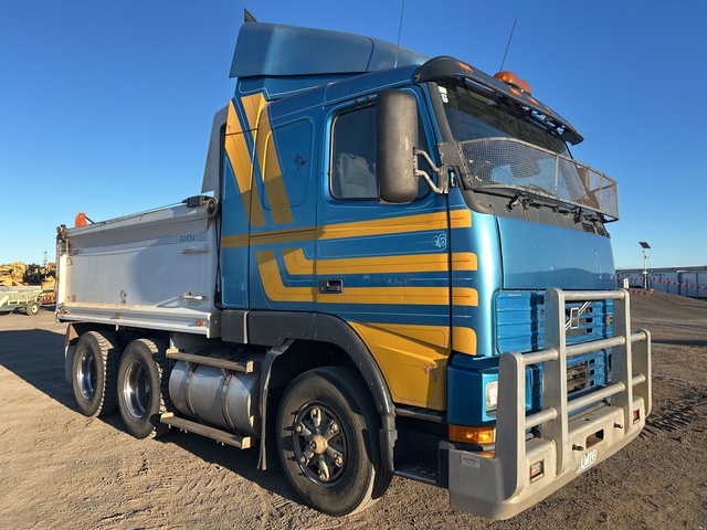 2000 Volvo FH12 6x4 Tipper Truck