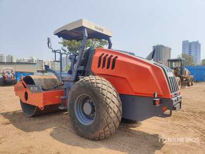 2024 Hamm HC119i Smooth Drum Compactor