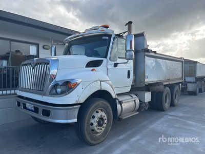 2008 International 7600 T/A Dump Truck