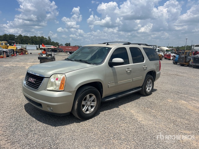 2013 GMC Yukon SLT 2WD SUV