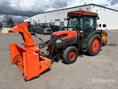 2012 Kubota L3940 4WD Utility Tractor