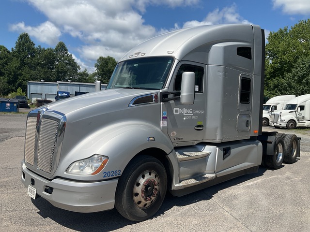2020 Kenworth T680 6x4 T/A Sleeper Truck Tractor