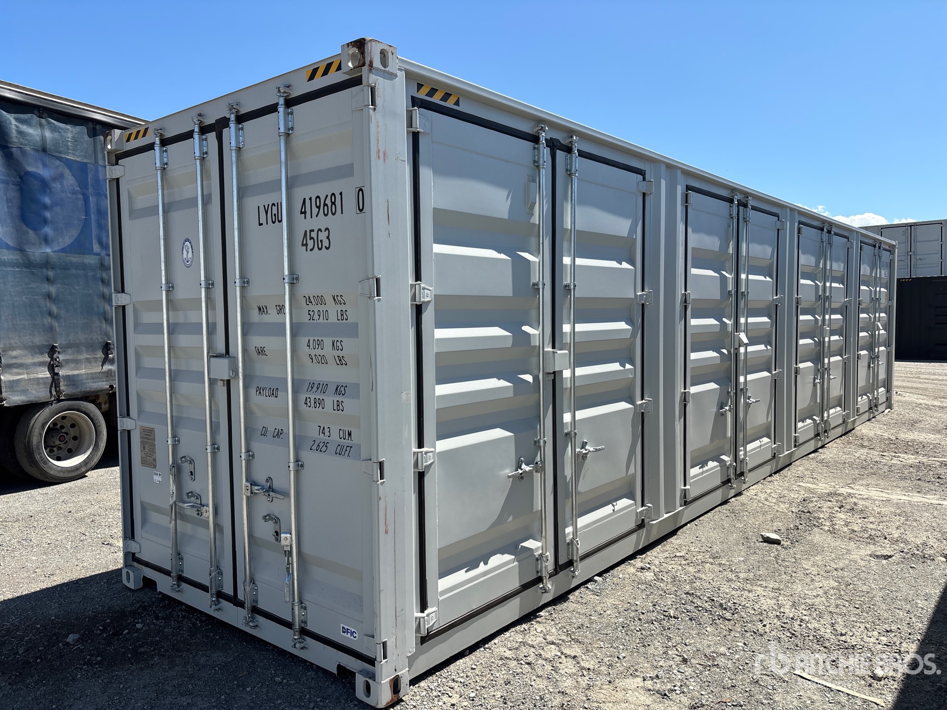 2026 40 ft High Cube Multi-Door Storage Container