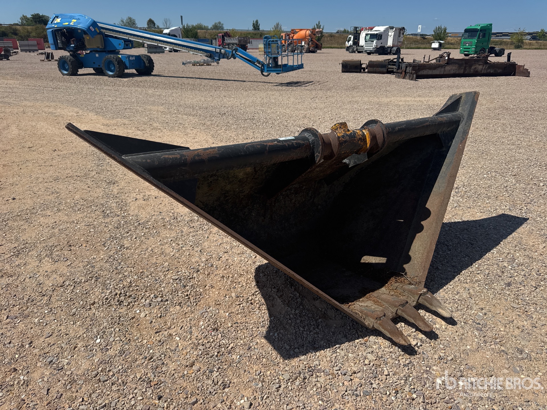 Godets M6 V- Ditching Excavator Bucket
