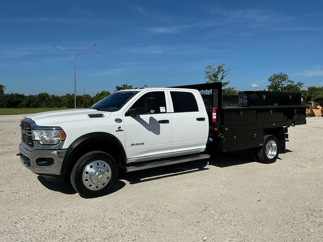 2021 Ram 5500 4x4 Crew Cab Flatbed Truck