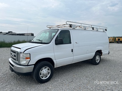 2013 Ford E-350 Cargo Van