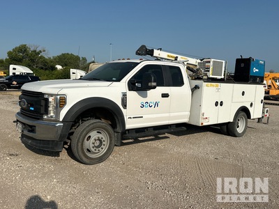 2019 Ford F-550 XL 4x4 Extended Cab Camion de service