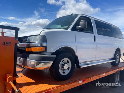 2015 Chevrolet 350 Fourgonnette de passagers