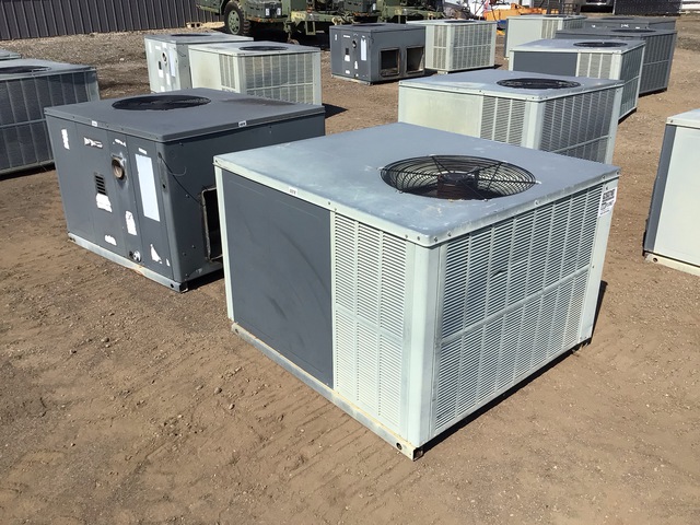 (2) Goodman Outdoor HVAC Units (2) Goodman Outdoor HVAC Units