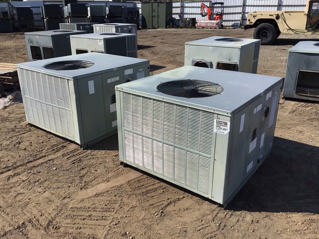 (2) Goodman Outdoor HVAC Units (2) Goodman Outdoor HVAC Units