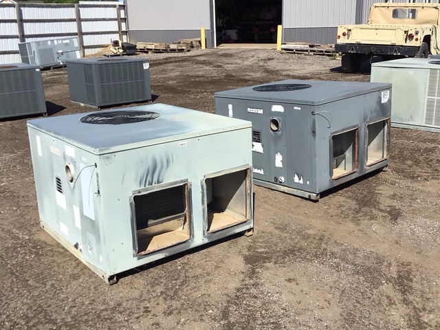 (2) Goodman Outdoor HVAC Units (2) Goodman Outdoor HVAC Units