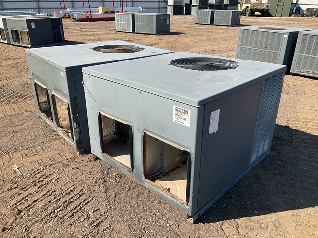 (2) Goodman Outdoor HVAC Units (2) Goodman Outdoor HVAC Units
