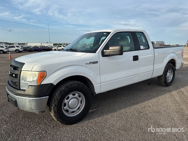 2013 Ford F-150 XL 4x2 Extended Cab Pickup