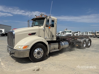 2012 Peterbilt 384 6x4 ロールオフトラック