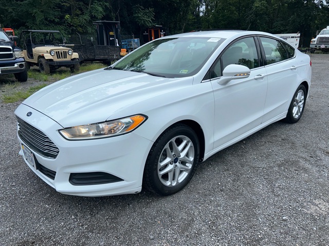 2014 Ford Fusion SE Automobile 2014 Ford Fusion SE Automobile