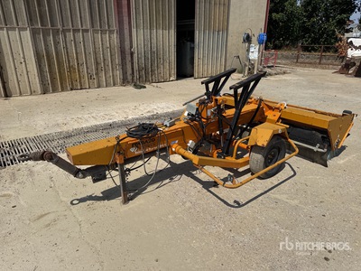 1999 Rabaud 2000B 2000 mm Balayeuse Tractee S/A 清掃機