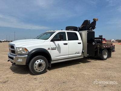 2014 Hiab 077BS- 3 CLX 3350 kg Knuckle Boom on 2014 Ram 5500 SLT 4x4 Crew Cab Kranwägen