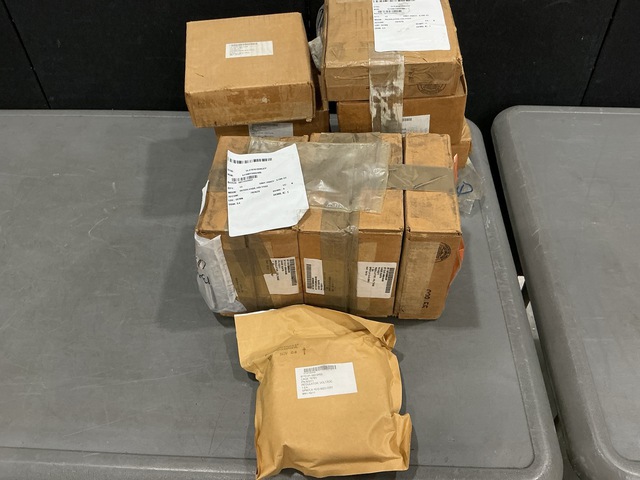 (13) C.E. Niehoff N3211 Voltage Regulators