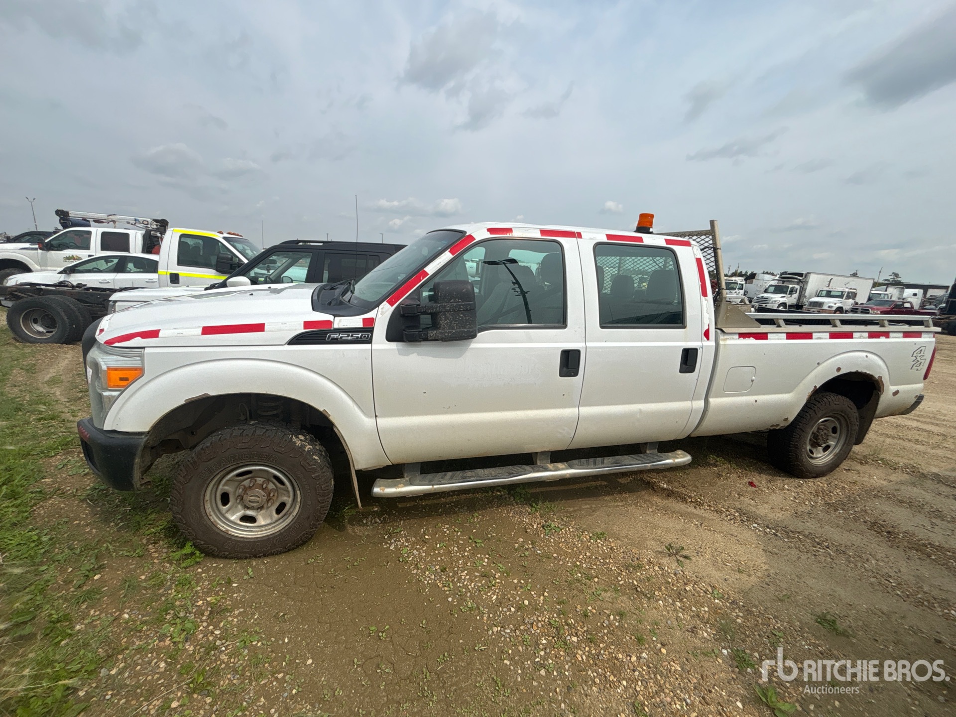 2013 Ford F-250 XL 4x4 Crew Cab Pickup (Inoperable)