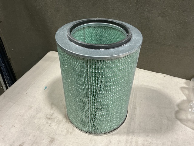 (27) Donaldson P152241 Air Cleaner Filter Elements