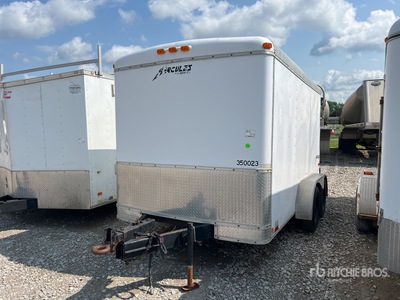 2006 Homesteader 12 ft T/A Enclosed Trailer