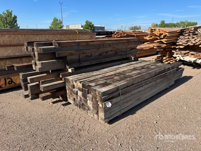Quantity of 4 x 6 Cedar Posts Articoli da ferramenta e di consumo