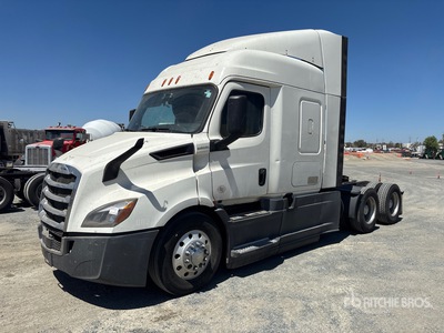 2020 Freightliner Cascadia 116 6x4 3- Achs Sattelzugmaschine mit Schlafkabine
