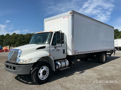 2018 International 4300 4x2 Furgonetka