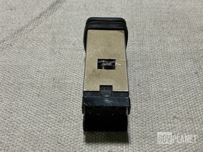 Korry 18641-004 Push Switch