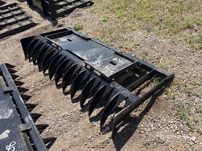 2025 Kit Containers QT-RR-70 69 in Skid Steer Root Rake (Unused)