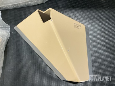 (32) General Dynamics 10031128 Vehicular Foot Rests