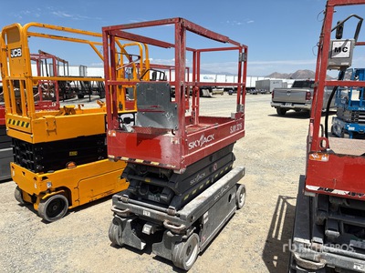 2017 Skyjack SJ 3219 Electric Scissor Lift