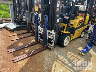 2017 Yale GC080VX 4950 lb Forklift (Inoperable)