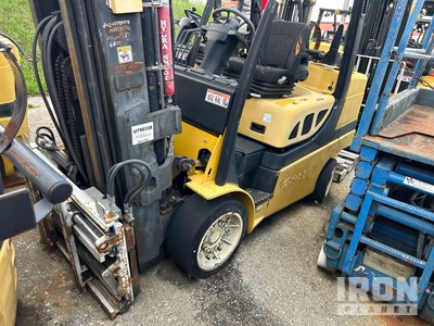 2015 Yale GC080VXNGSQ094 4950 lb Cushion Tire Forklift (Inoperable)