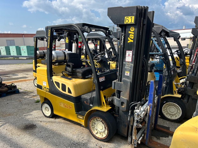 2015 Yale GC080VXNGSQ094 4950 lb Cushion Tire Forklift (Inoperable)