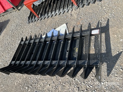 2025 Kit Containers QT-RR-70 Skid Steer Root Rake (Unused)