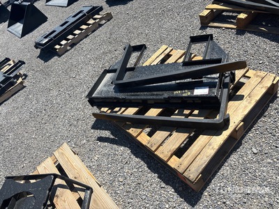 2025 Kit Containers QT-45-FF-42 42 in Skid Steer Forks (Unused)