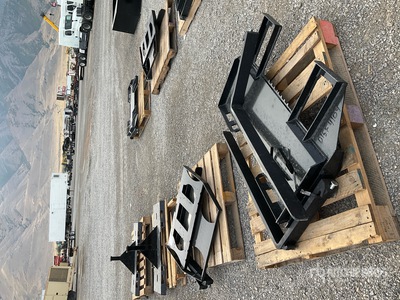 2025 Kit Containers QT-45-FF-42 Skid Steer Forks (Unused)