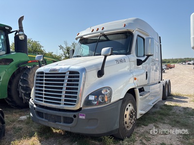 2018 Freightliner Cascadia 125 6x4 トラックトラクター(T/A)