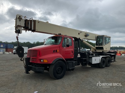 2000 Sterling LT9500 6x4 ブームトレーラー